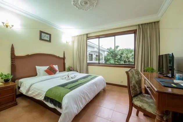 Deluxe Single Room - Free Pick Up
