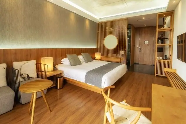 Luxury Tek Büyük Yataklı Oda