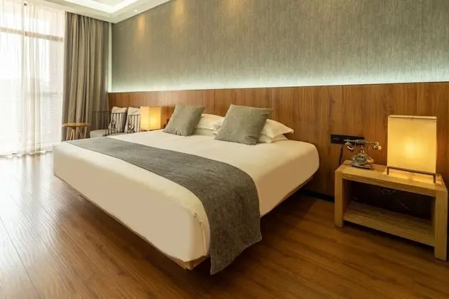 Luxury Tek Büyük Yataklı Oda