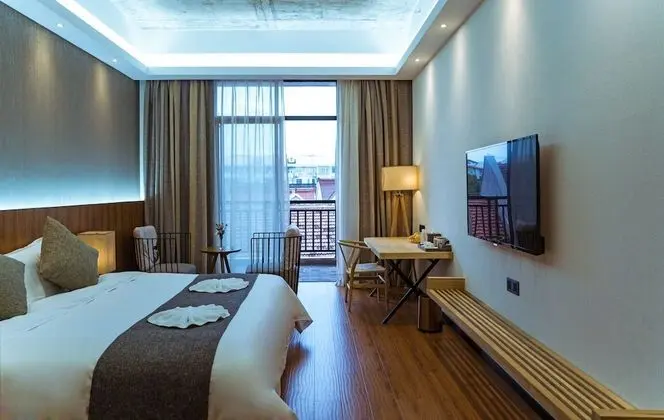 Luxury Tek Büyük Yataklı Oda