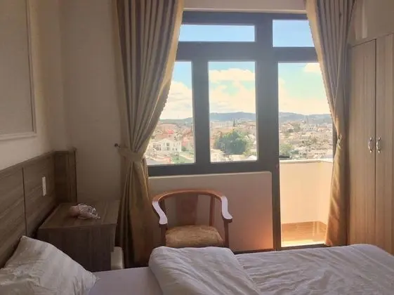 Deluxe Tek Büyük Yataklı Oda, Balkon