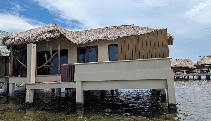 Honeymoon Bungalov, 1 En Büyük (King) Boy Yatak, Kişiye Özel Havuzlu, Okyanus Manzaralı