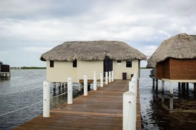 Honeymoon Bungalov, 1 En Büyük (King) Boy Yatak, Kişiye Özel Havuzlu, Okyanus Manzaralı