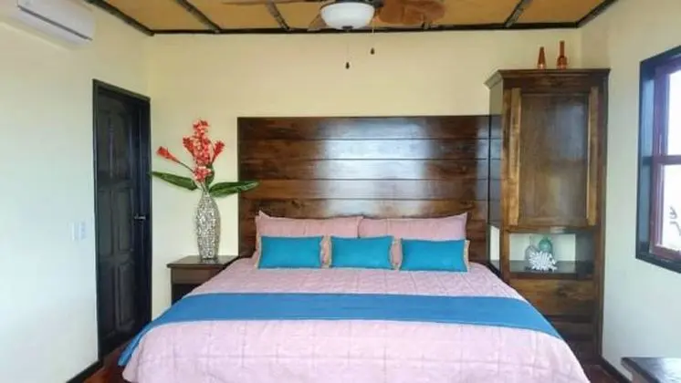 King Room with Sea View 2nd Floor