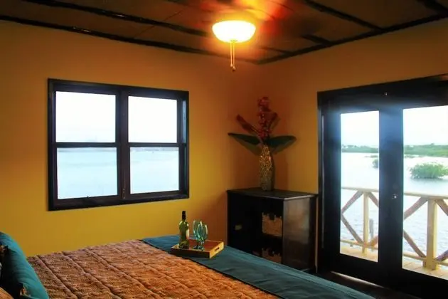 King Room with Sea View Glass Floor 1st Floor
