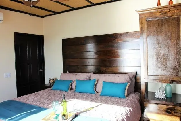 King Room with Sea View Glass Floor 1st Floor
