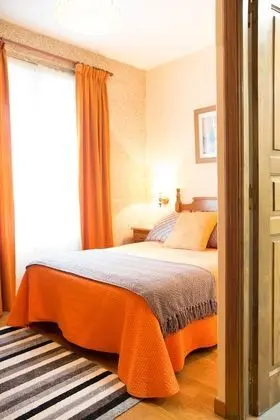 Üç Kişilik Oda, 3 Tek Kişilik Yatak