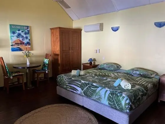 Stüdyo, Plaj Kenarı