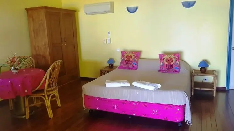 Stüdyo, Plaj Kenarı