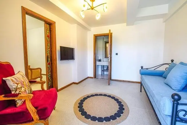1+1 Aile Odası, Bahçe Manzaralı, Balkonlu