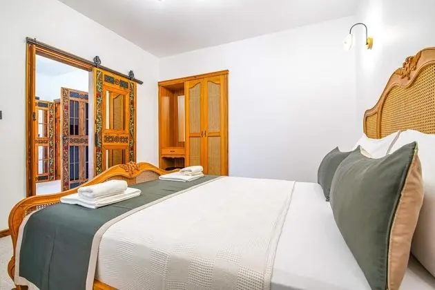 1+1 Aile Odası, Bahçe Manzaralı, Balkonlu