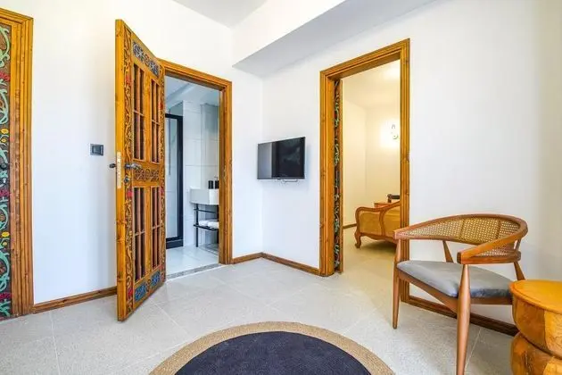 1+1 Aile Odası, Bahçe Manzaralı, Balkonlu
