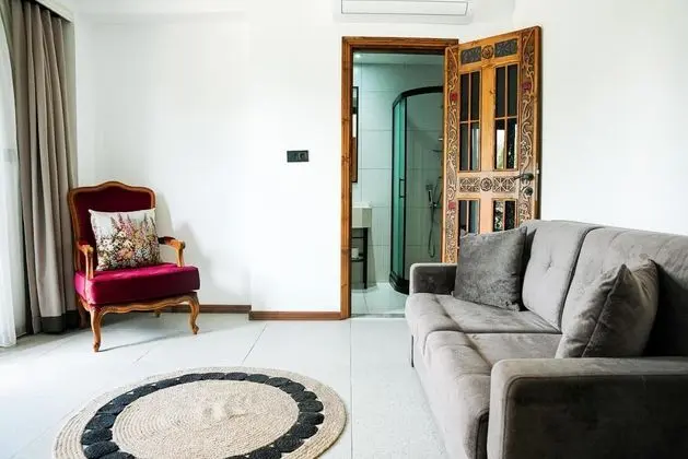 1+1 Aile Odası, Bahçe Manzaralı, Balkonlu
