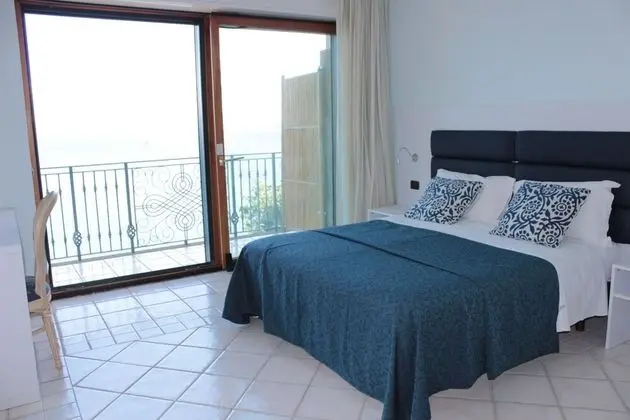 Panoramic Tek Büyük Yataklı Oda, Teras, Deniz Manzaralı