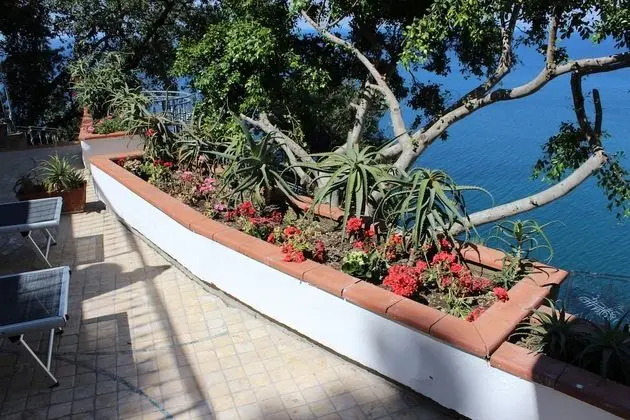 Panoramic Tek Büyük Yataklı Oda, Teras, Deniz Manzaralı