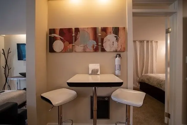 Süit, Özel Banyo (Lincoln Park #1F)