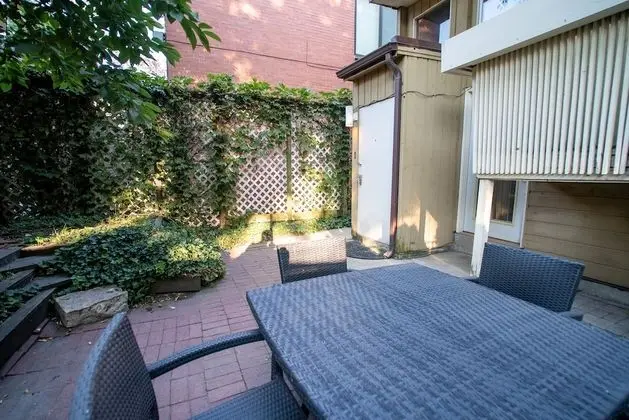 Süit, Özel Banyo (Lincoln Park #1R)