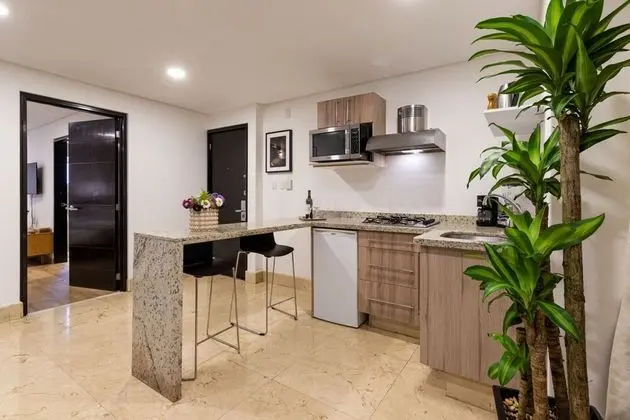 1-Bedroom Double Suite