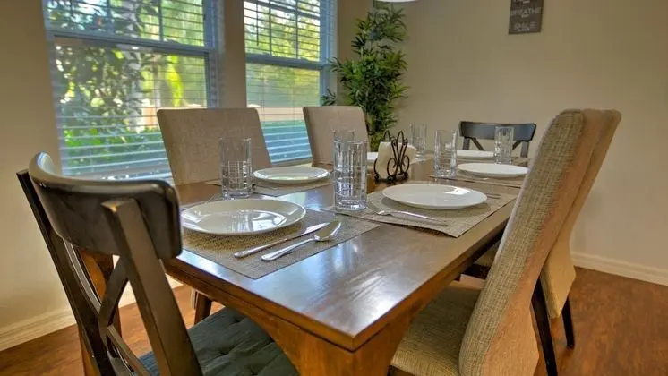 Luxury 4 Bedroom Villa with Pool Access