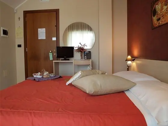 Classic Tek Büyük Yataklı Oda, 1 Yatak Odası, Avlu Manzaralı, Avlu