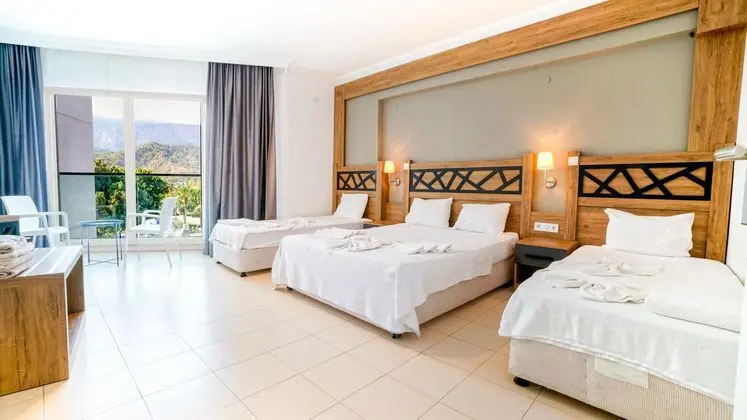 https://images.etstur.com/imgproxy/resize/2560x1440/files/images/hotelImages/etsrooms/540/Linda_Resort_Hotel_20260105142423_1.jpg
