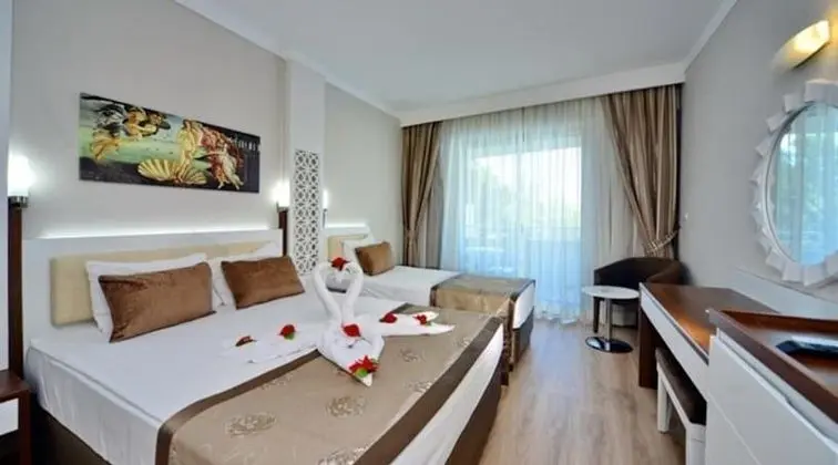 https://imagessl.etstur.com/files/images/hotelImages/integration/TR/52871/l/xkj89ewrdq25vufowhtc.jpg