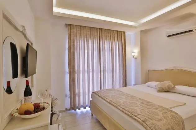 Standart Oda, Kara Manzaralı