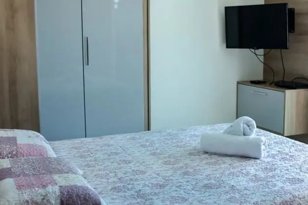 Apart Daire, Birden Çok Yatak, Sigara İçilmez