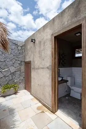 Ev
