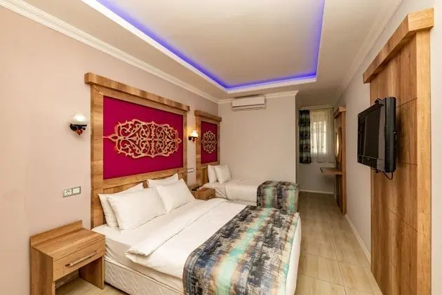 Triple, Şehir Manzaralı