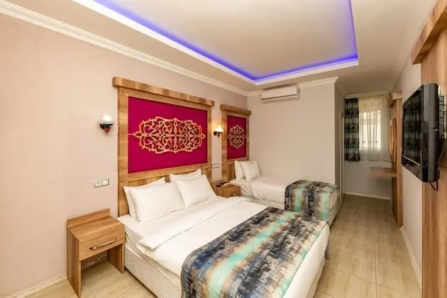 Triple, Şehir Manzaralı