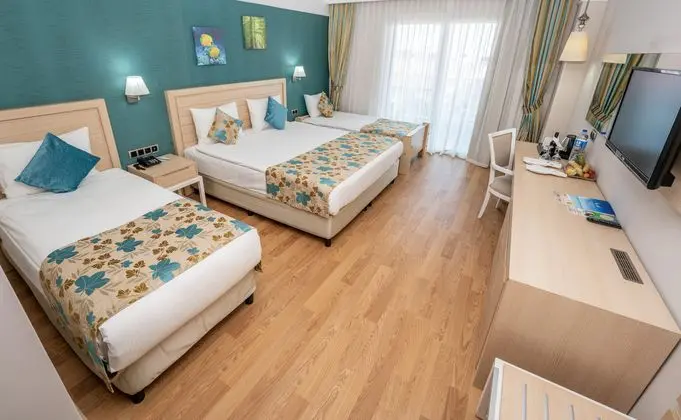 https://images.etstur.com/imgproxy/resize/2560x1440/files/images/hotelImages/etsrooms/520069/Linda_Sunny_Beach_20260107102747_5.jpg