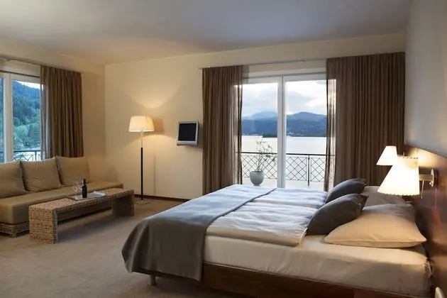 Deluxe Tek Büyük Yataklı Oda, Göl Kenarı