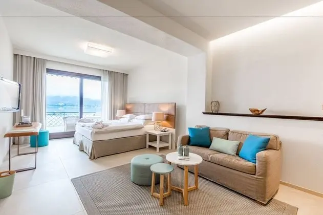 Deluxe Tek Büyük Yataklı Oda, Göl Kenarı