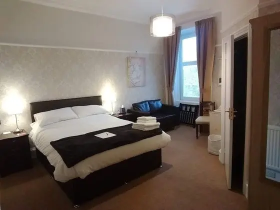 Luxury Tek Büyük Yataklı Oda
