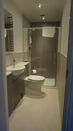 Traditional Tek Büyük Yataklı Oda