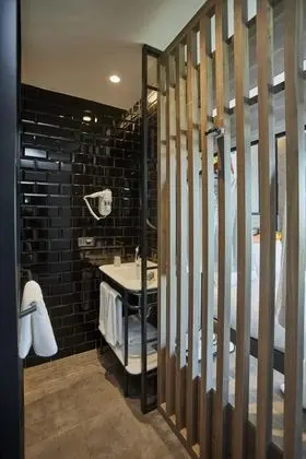 Balkonlu Superior Oda, Şehir Manzaralı, Balkonlu