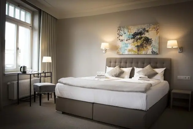 Standard Tek Büyük Yataklı Oda