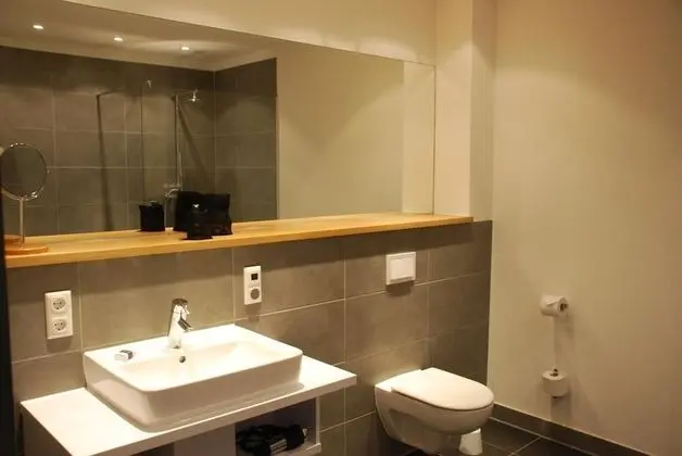 Comfort Tek Büyük Yataklı Oda