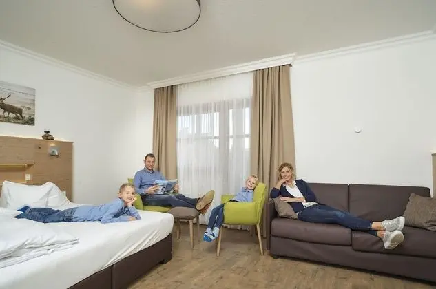 Classic Dört Kişilik Oda, 1 Yatak Odası, Balkon, Bahçe Manzaralı