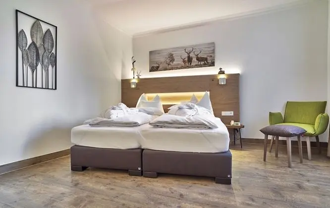 Classic Dört Kişilik Oda, 1 Yatak Odası, Balkon, Bahçe Manzaralı