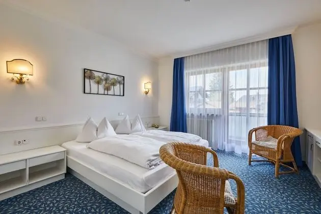 Classic Tek Büyük Yataklı Oda