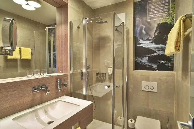 Junior Süit, Balkon, Bahçe Manzaralı
