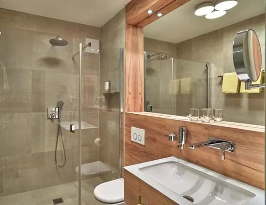 Romantic Süit, 1 En Büyük (King) Boy Yatak, Balkon, Bahçe Manzaralı