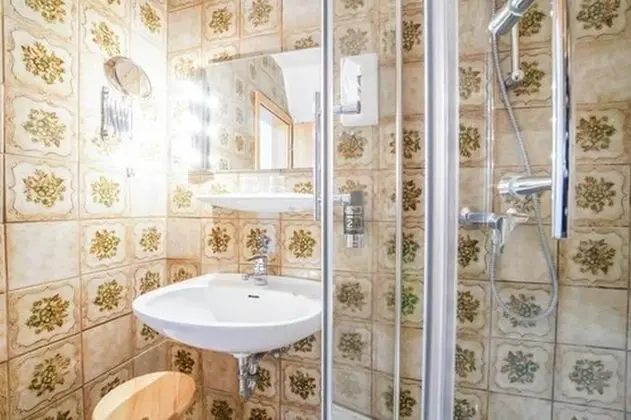 İki Ayrı Yataklı Oda