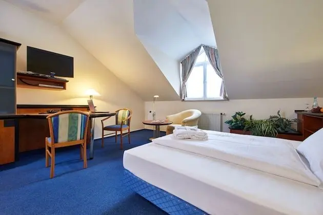 Standard Tek Büyük veya İki Ayrı Yataklı Oda