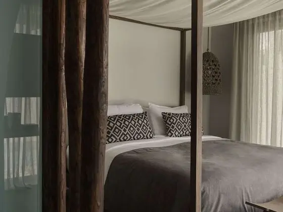 Bohemian One Bedroom Private Pool Suite, King
