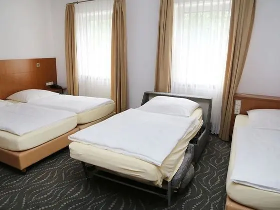 Dört Kişilik Oda