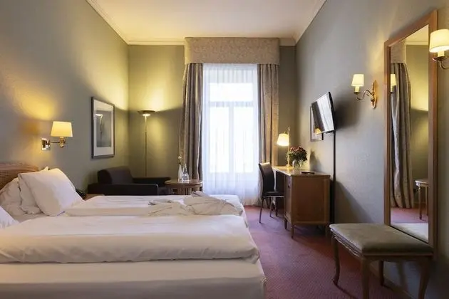 Doppelzimmer River view