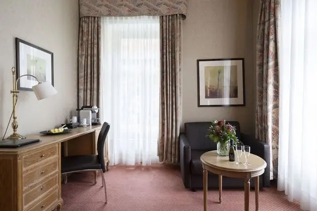 Junior Suite mit Balkon